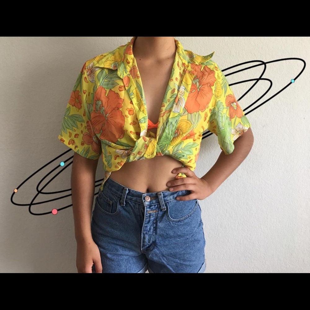 Super cute summer shirt !